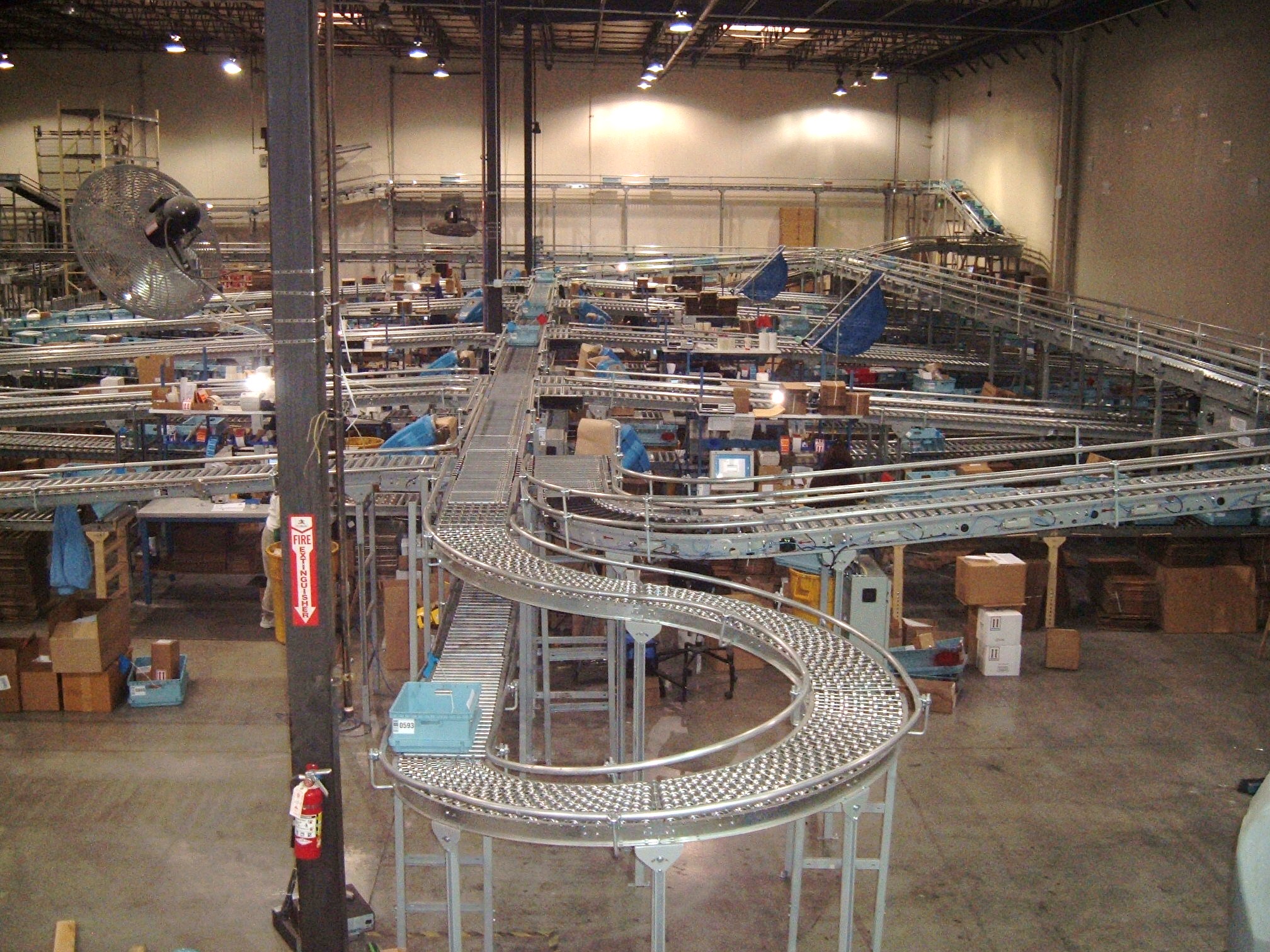 Warehouse material handling equipment